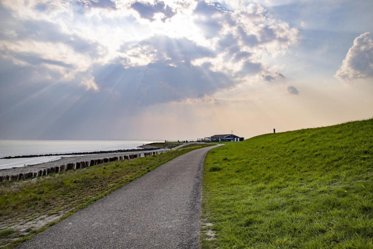 'Relax Lodge Sea' - Wellness Lodge In Zeeland - Private Sauna - Airco - Garden - Outdoor Swimming Pool - Free Wifi, Towels & Bed Linen Heinkenszand Екстер'єр фото