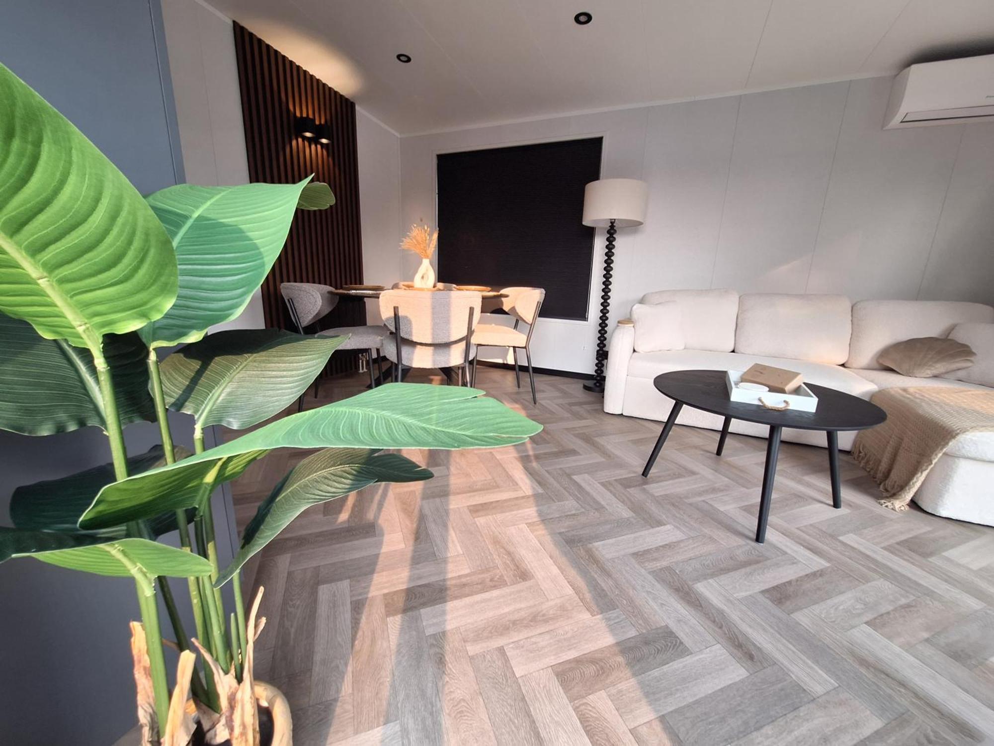 'Relax Lodge Sea' - Wellness Lodge In Zeeland - Private Sauna - Airco - Garden - Outdoor Swimming Pool - Free Wifi, Towels & Bed Linen Heinkenszand Екстер'єр фото