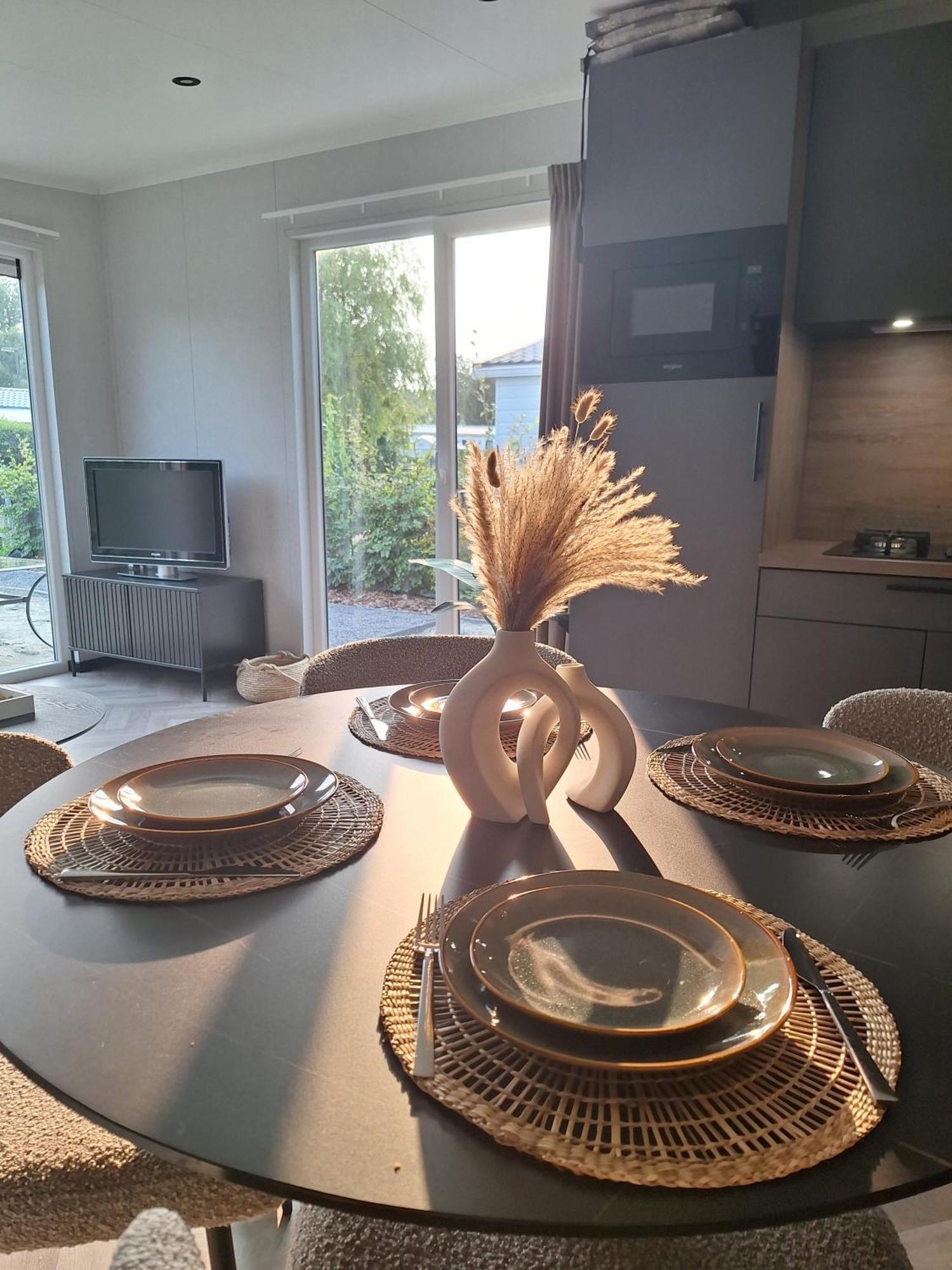 'Relax Lodge Sea' - Wellness Lodge In Zeeland - Private Sauna - Airco - Garden - Outdoor Swimming Pool - Free Wifi, Towels & Bed Linen Heinkenszand Екстер'єр фото